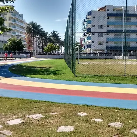 Prainha Lindo Apto com 02 quartos e 02 vagas de garagem-2